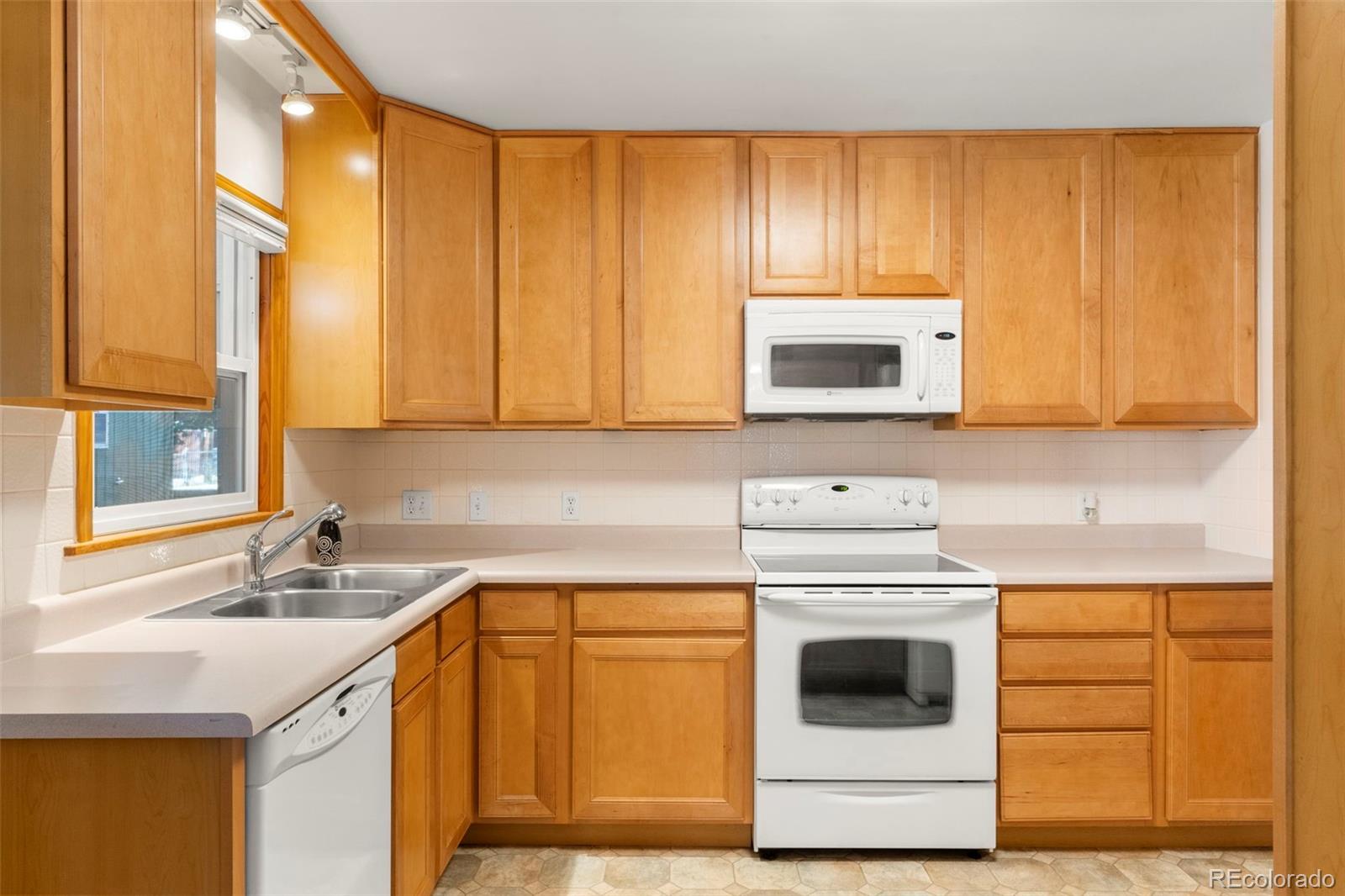 MLS Image #6 for 1209  gay street,longmont, Colorado