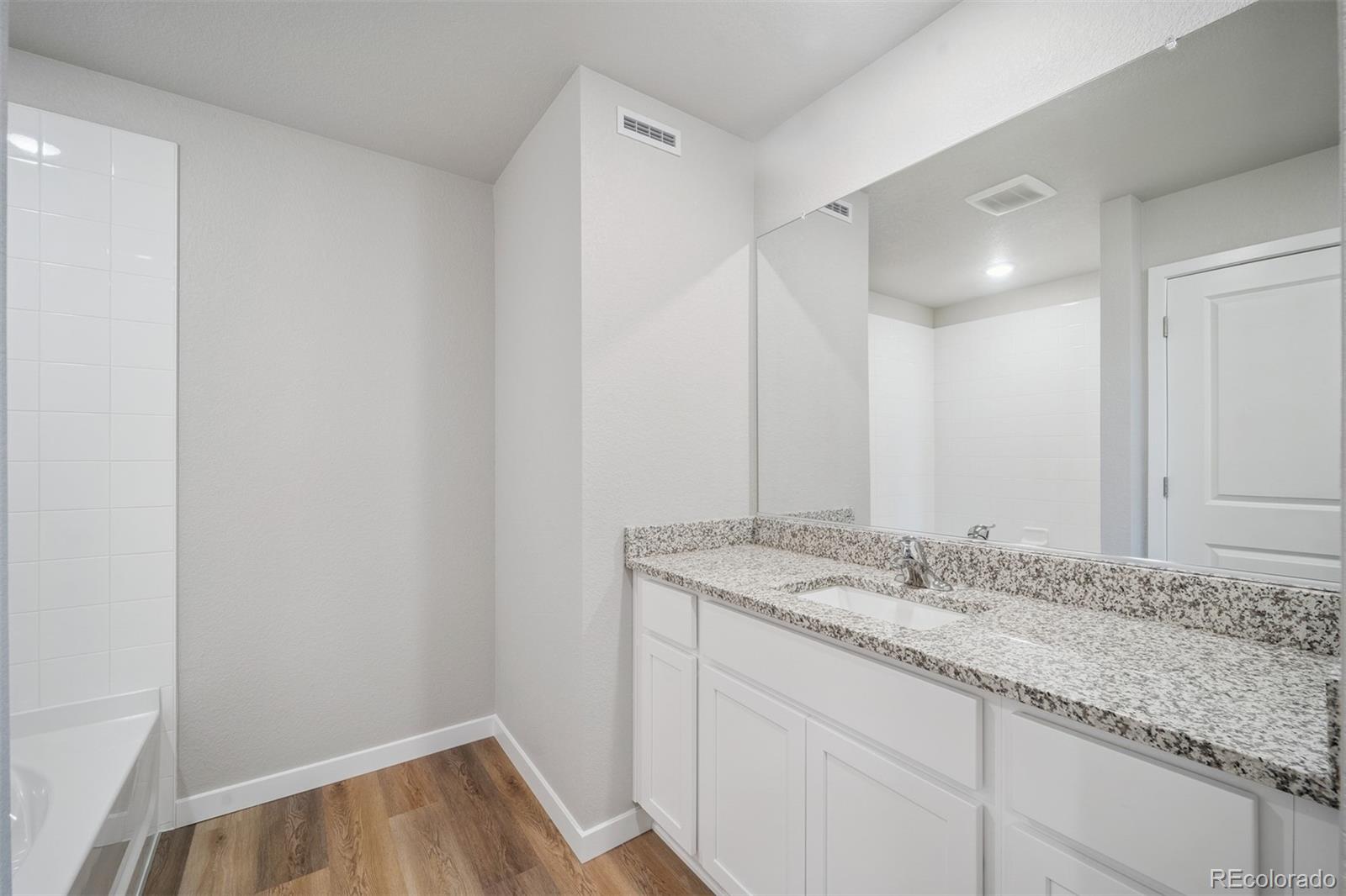 MLS Image #14 for 936  montbello avenue,fort lupton, Colorado