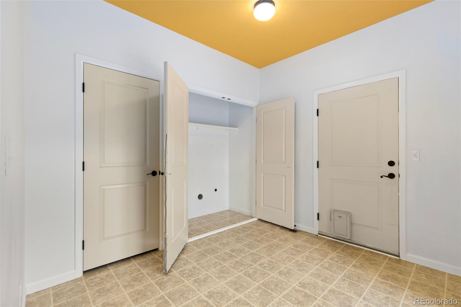 MLS Image #15 for 800  gateway park lane,berthoud, Colorado
