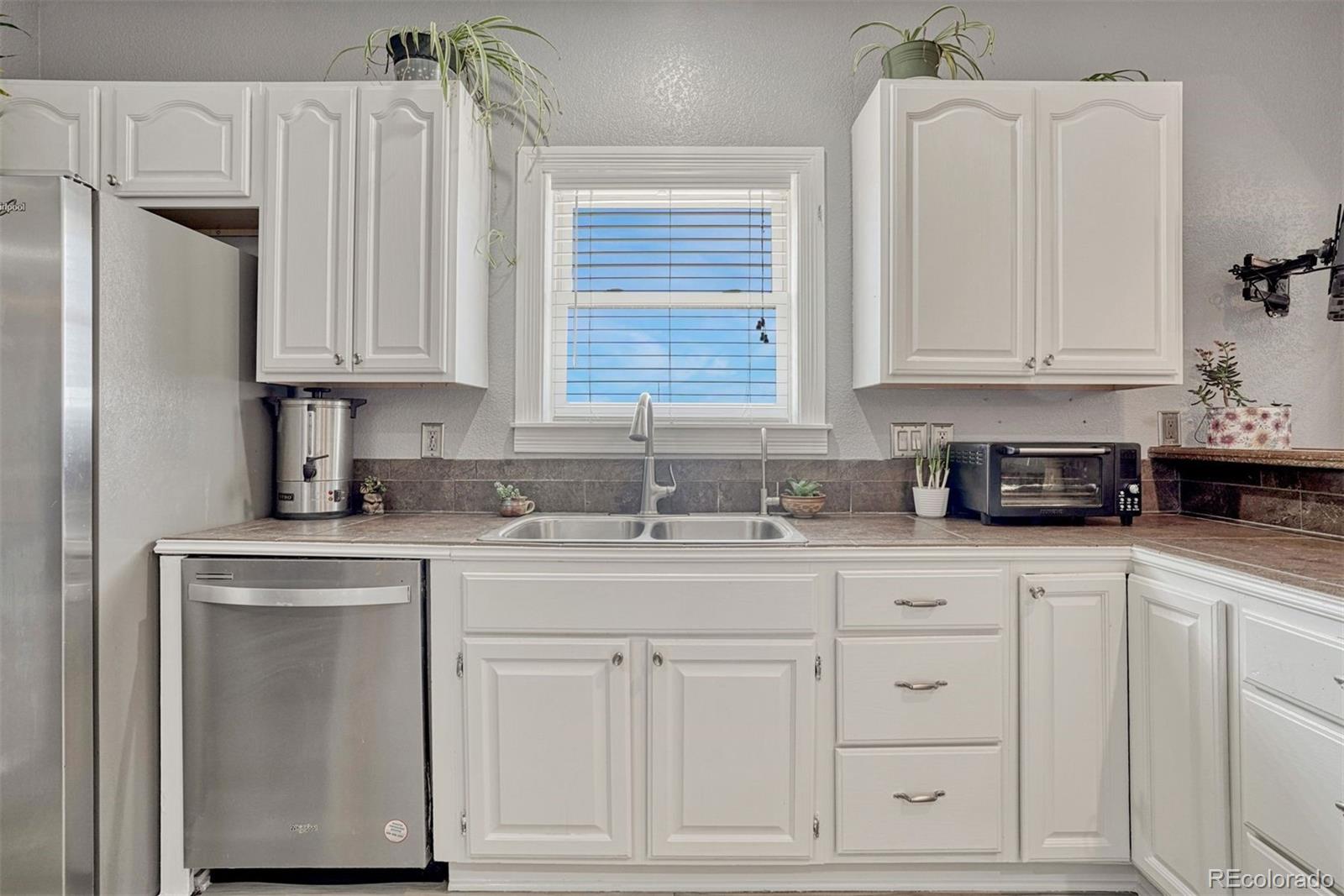 MLS Image #11 for 25550  shorthorn circle,ramah, Colorado