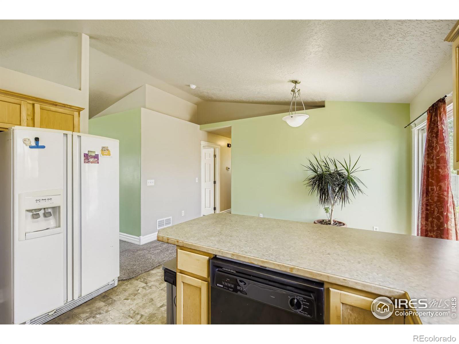 MLS Image #13 for 1126  berwick court,fort collins, Colorado