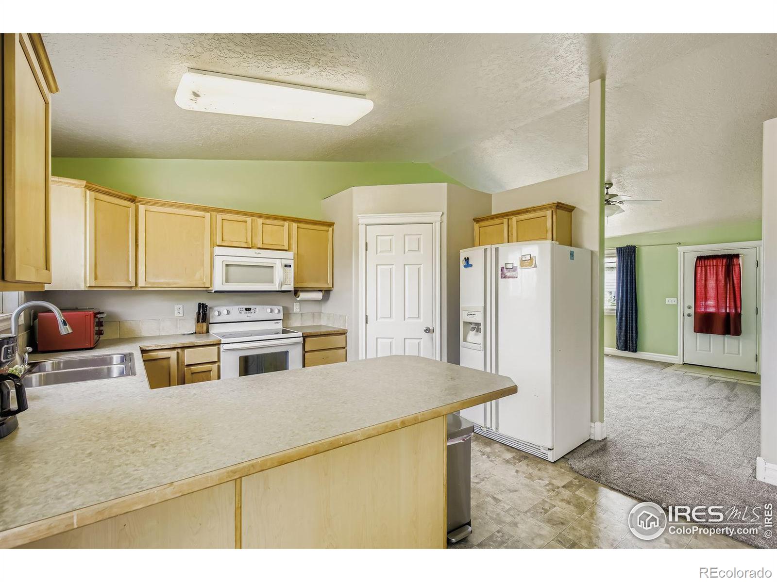 MLS Image #9 for 1126  berwick court,fort collins, Colorado