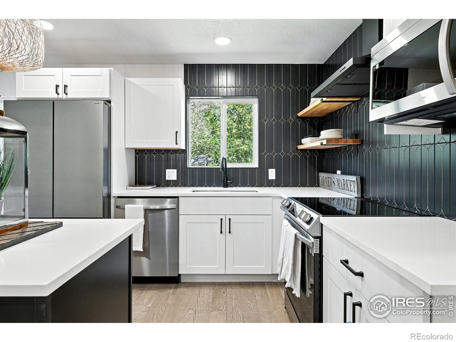 MLS Image #13 for 710  locust street,fort collins, Colorado