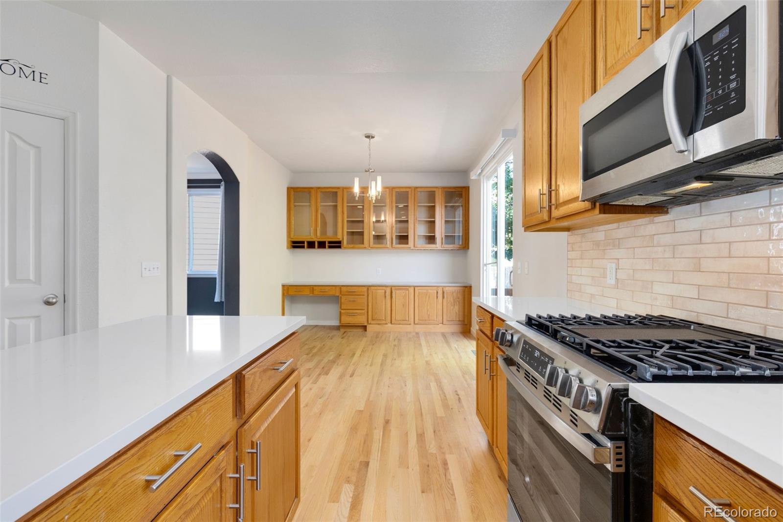 MLS Image #11 for 2010  glenarbor court,longmont, Colorado