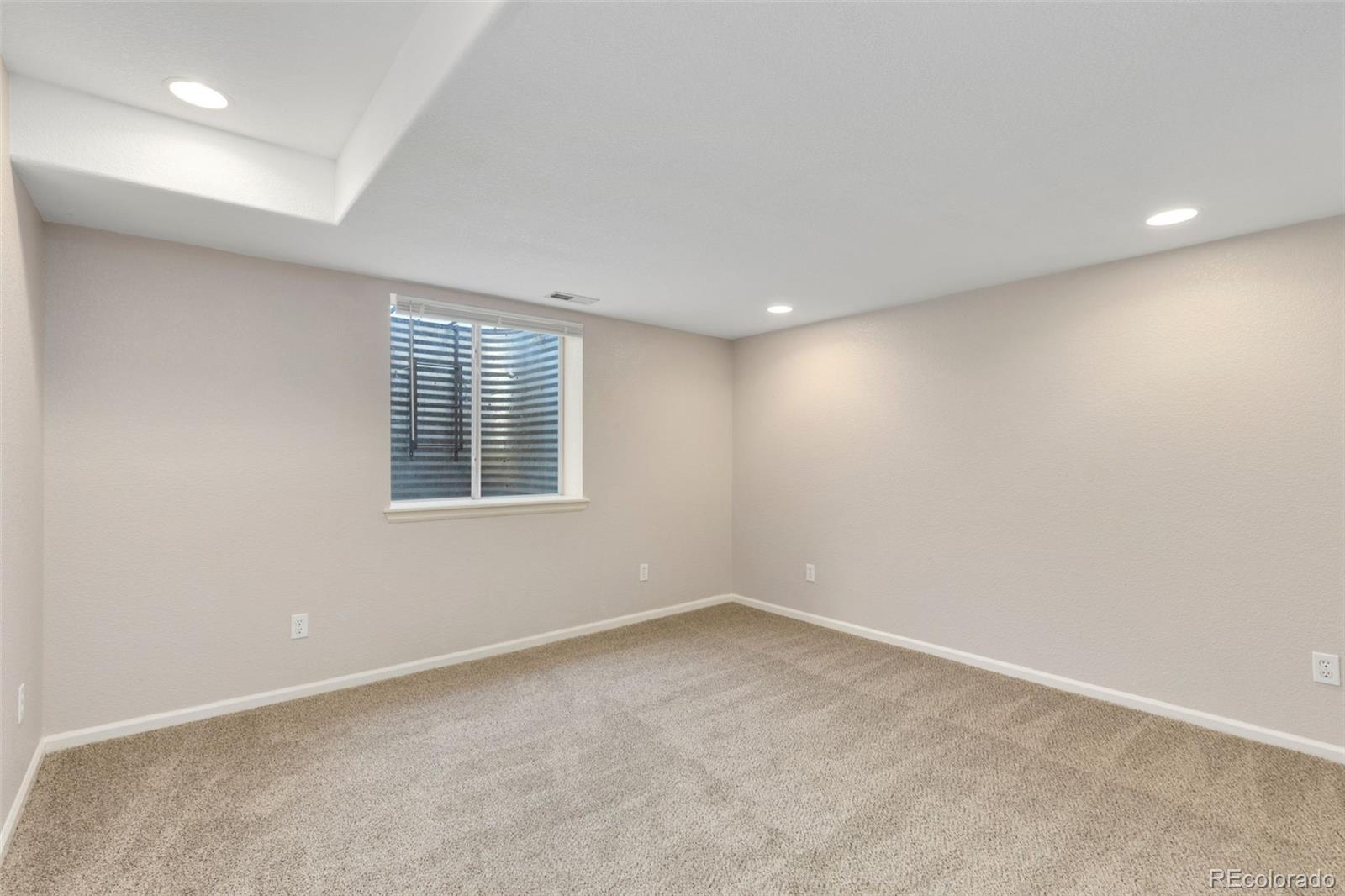 MLS Image #36 for 2010  glenarbor court,longmont, Colorado