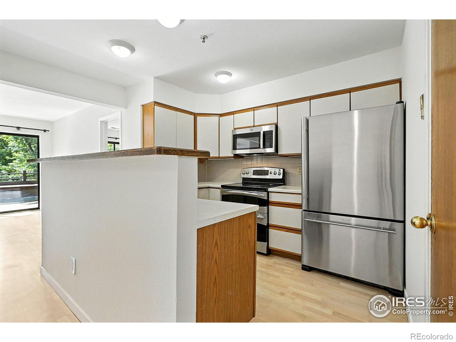 MLS Image #10 for 836  walnut street,boulder, Colorado
