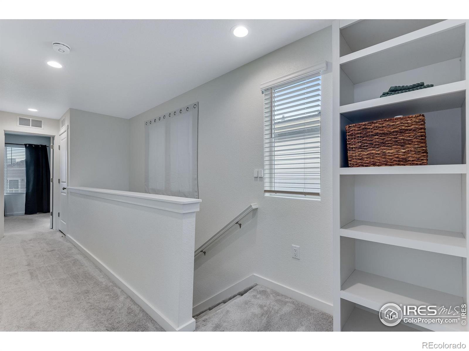 MLS Image #14 for 18266 e 51st avenue,denver, Colorado