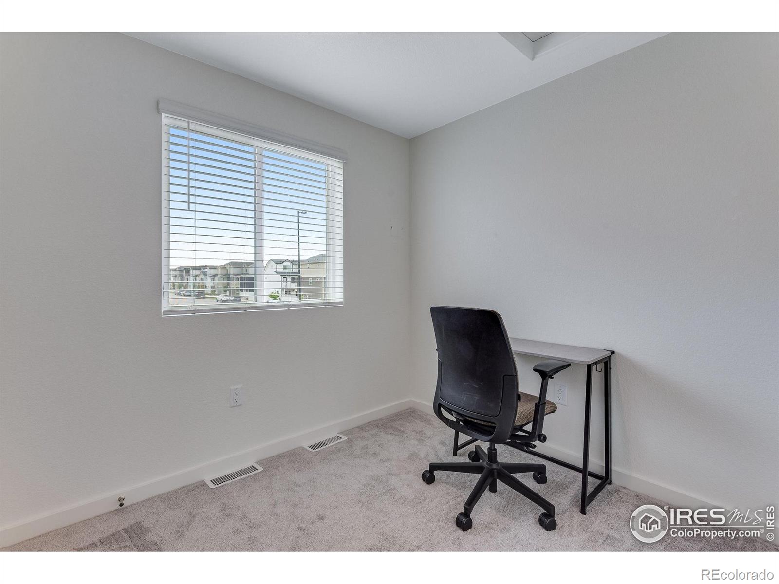 MLS Image #21 for 18266 e 51st avenue,denver, Colorado