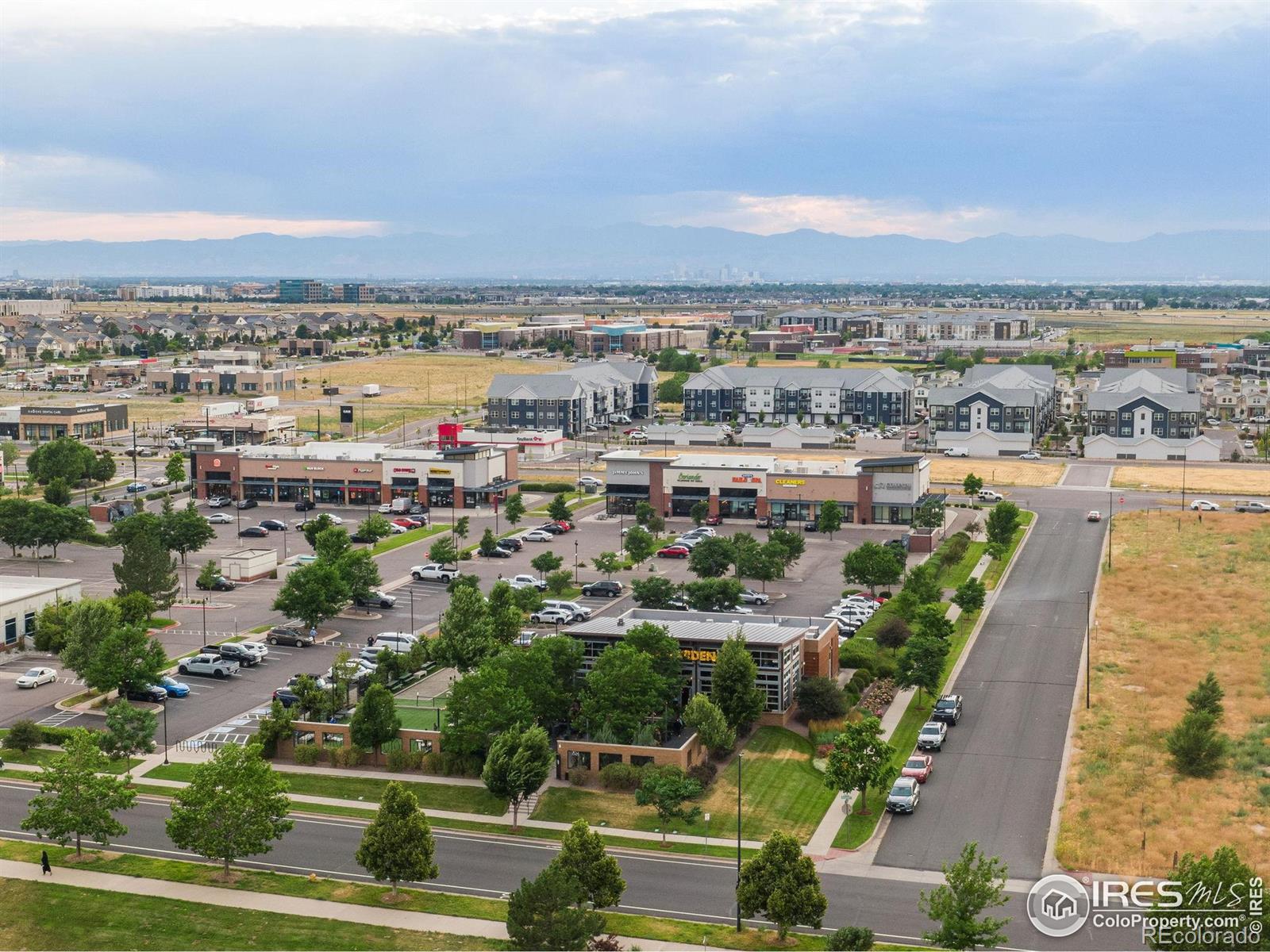 MLS Image #30 for 18266 e 51st avenue,denver, Colorado