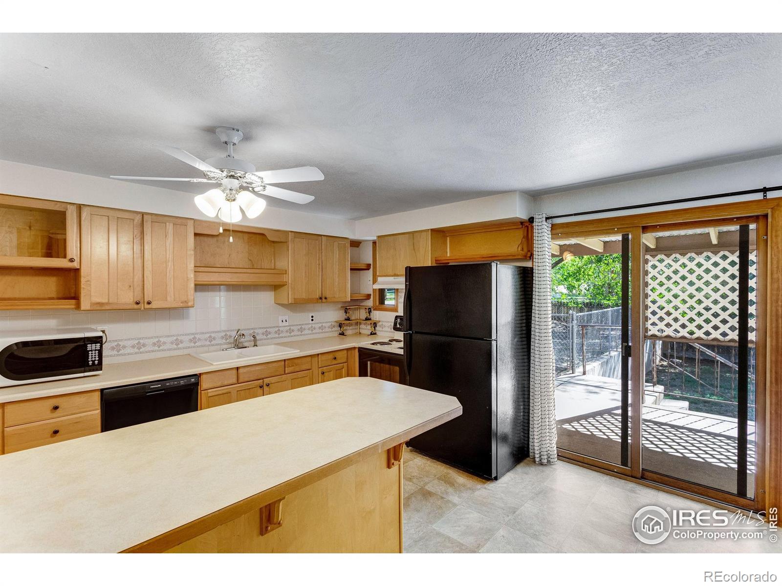 MLS Image #6 for 622  3rd avenue,lyons, Colorado