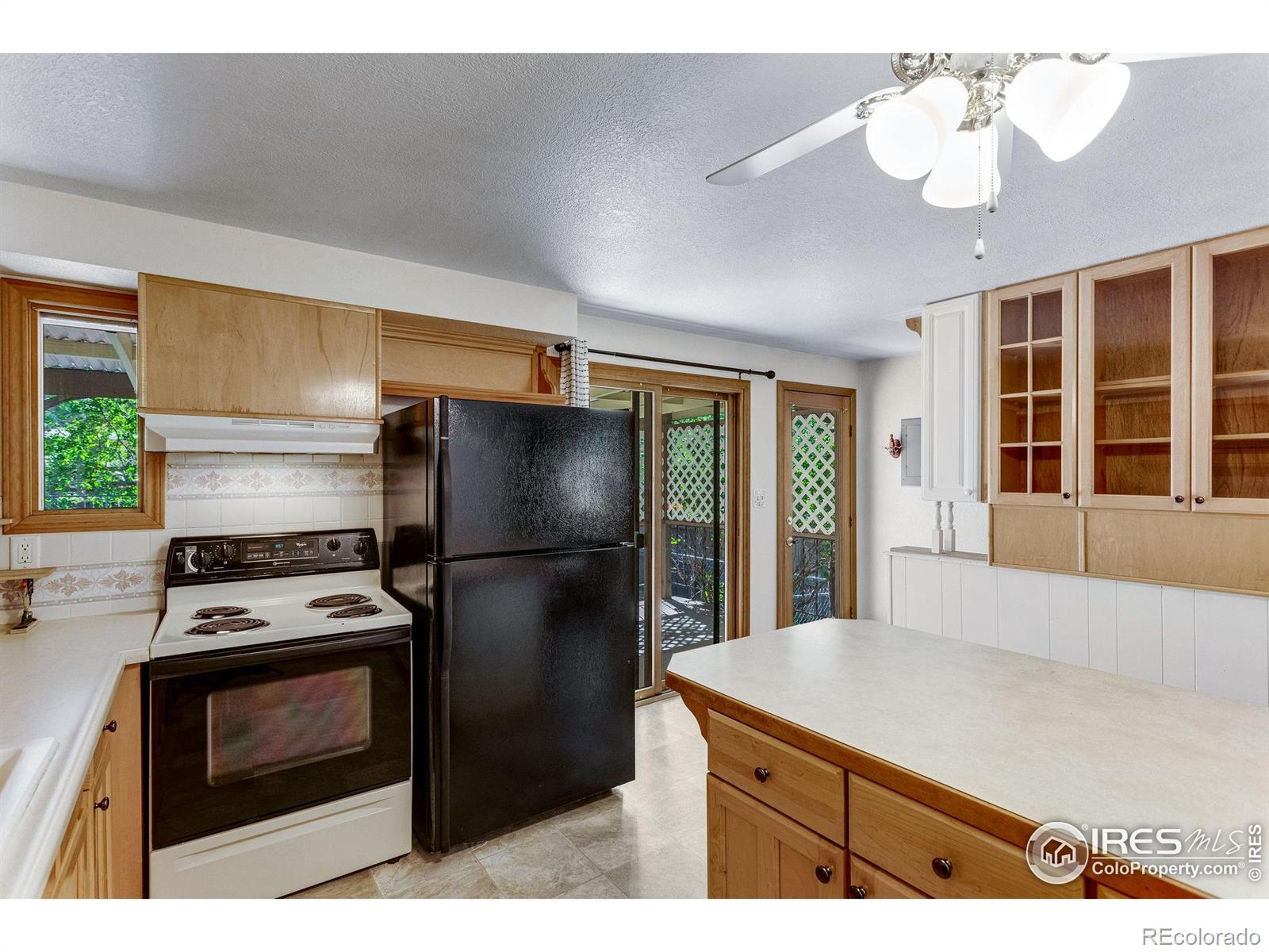 MLS Image #9 for 622  3rd avenue,lyons, Colorado