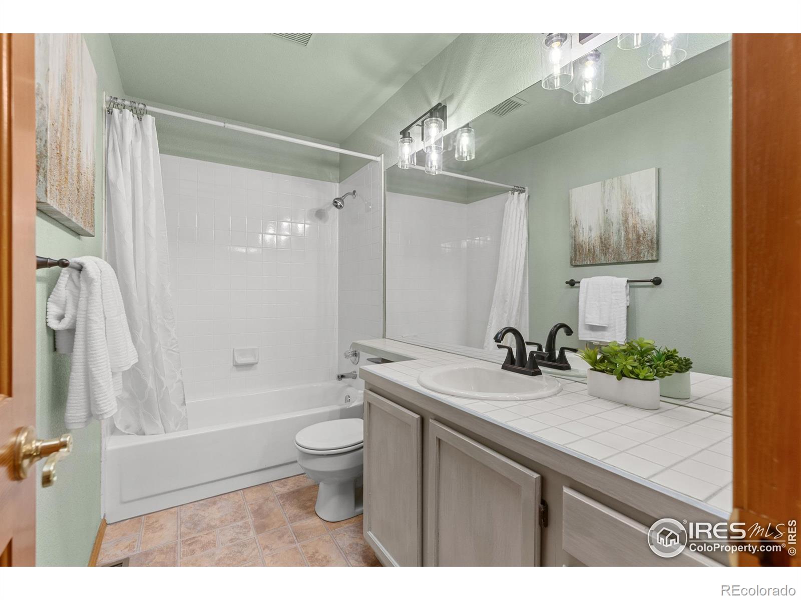 MLS Image #22 for 5562  high country court,boulder, Colorado
