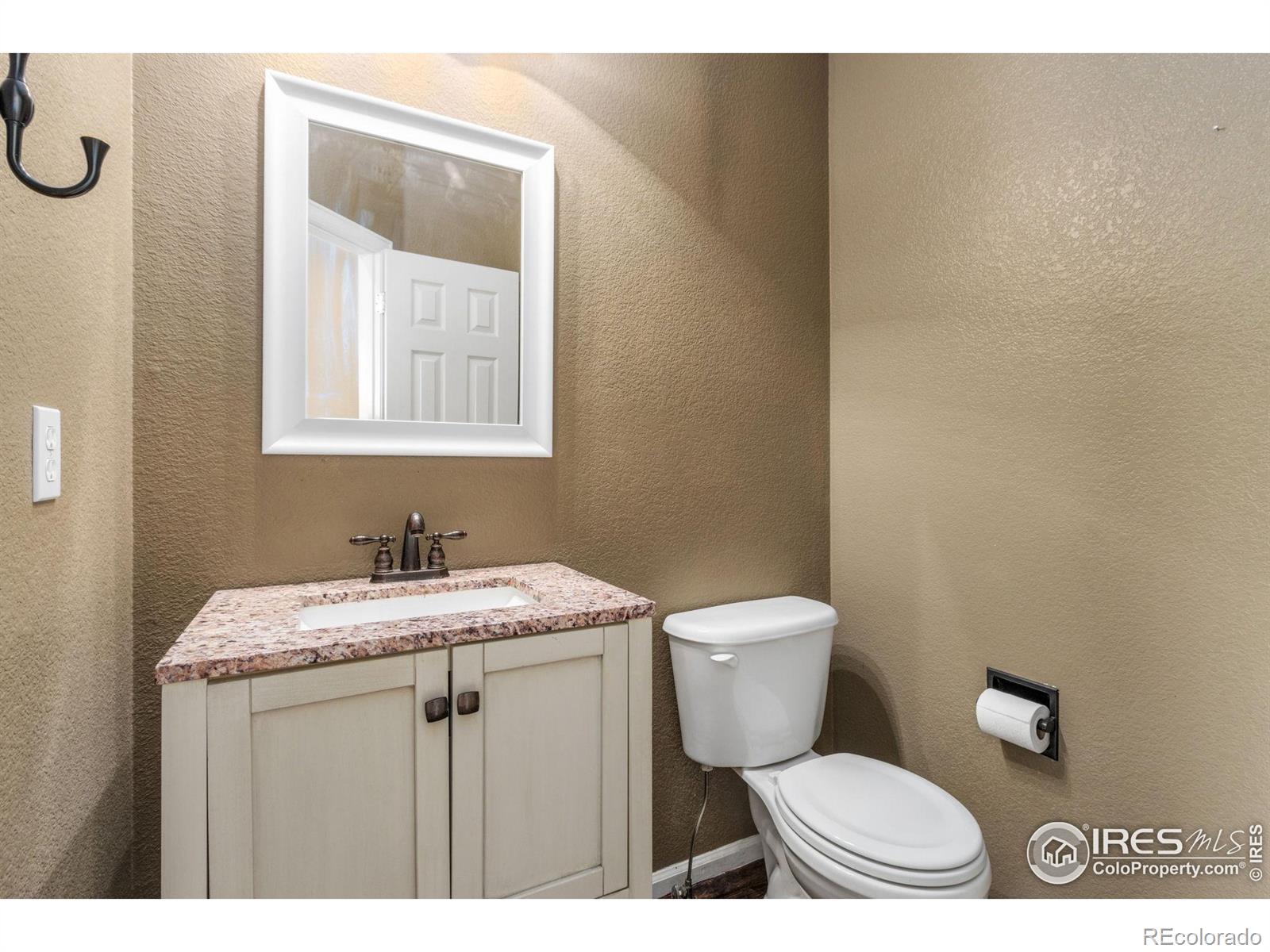 MLS Image #13 for 8884  longs peak circle,windsor, Colorado