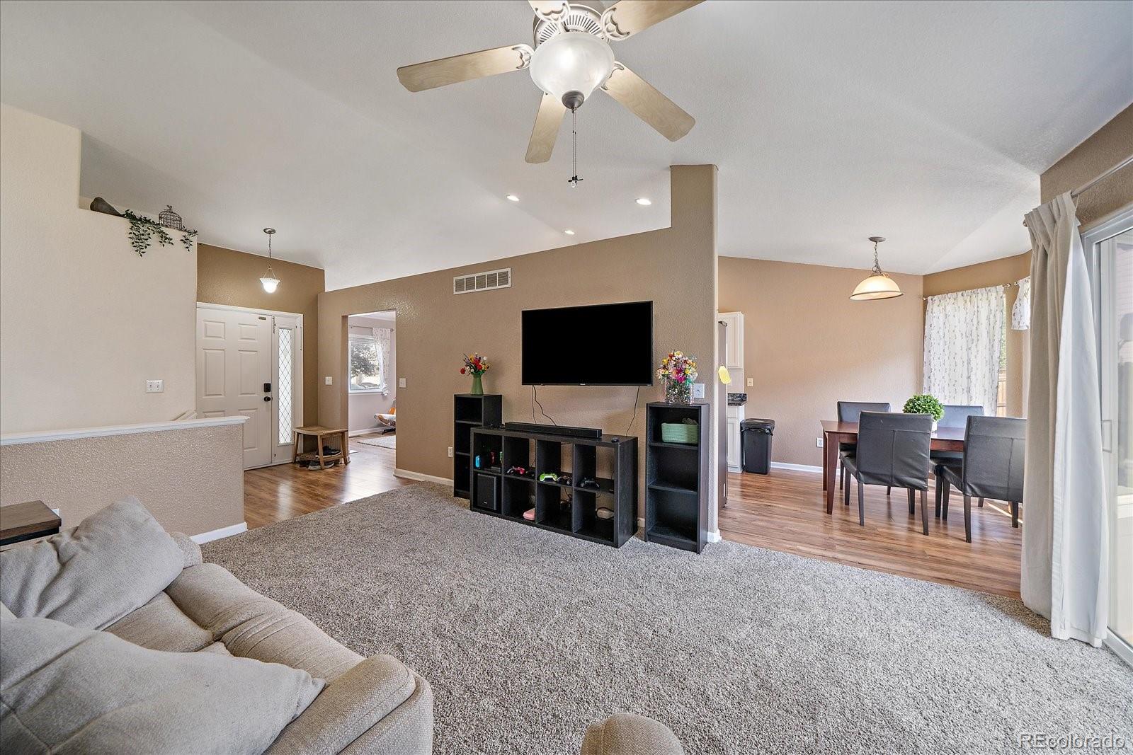 MLS Image #5 for 1622  ponderosa court,fort lupton, Colorado