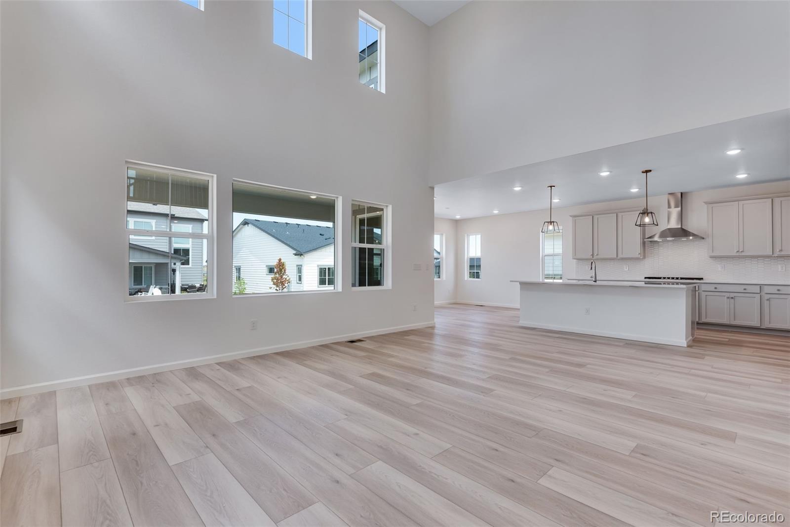 MLS Image #13 for 24583 e 34th avenue,aurora, Colorado