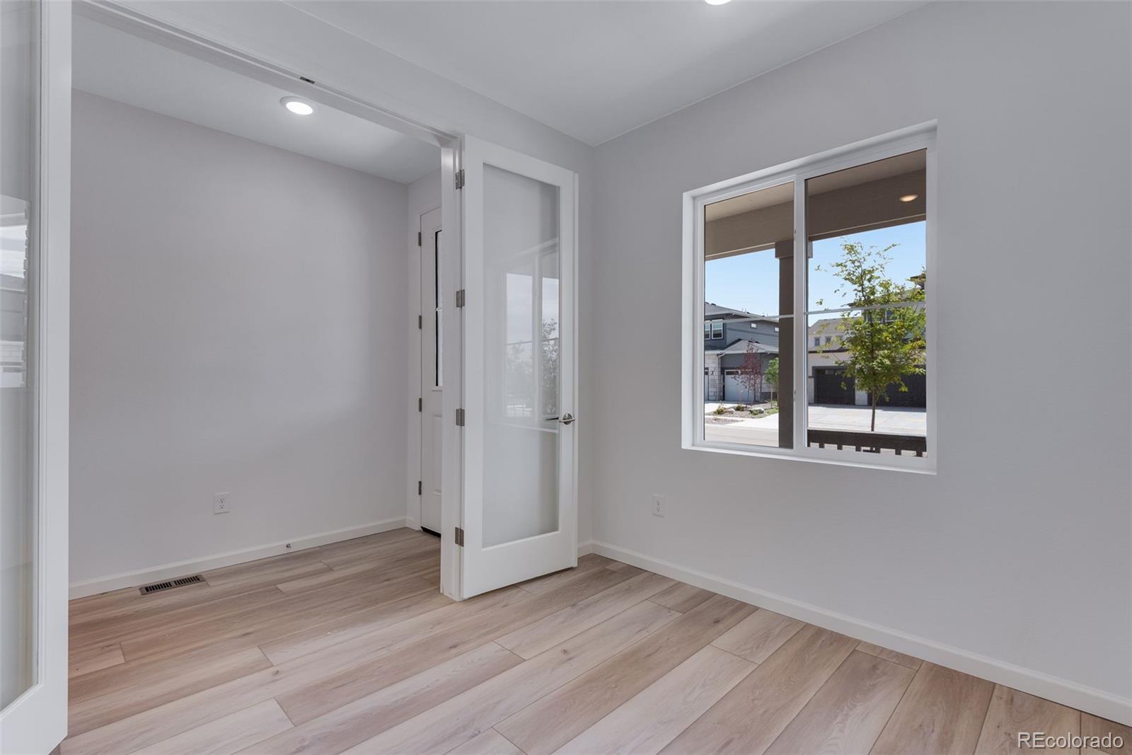 MLS Image #8 for 24583 e 34th avenue,aurora, Colorado
