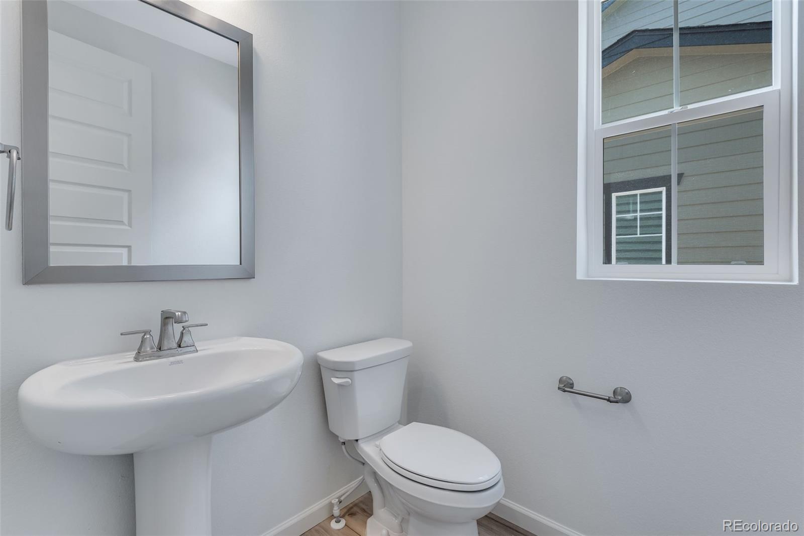 MLS Image #9 for 24583 e 34th avenue,aurora, Colorado