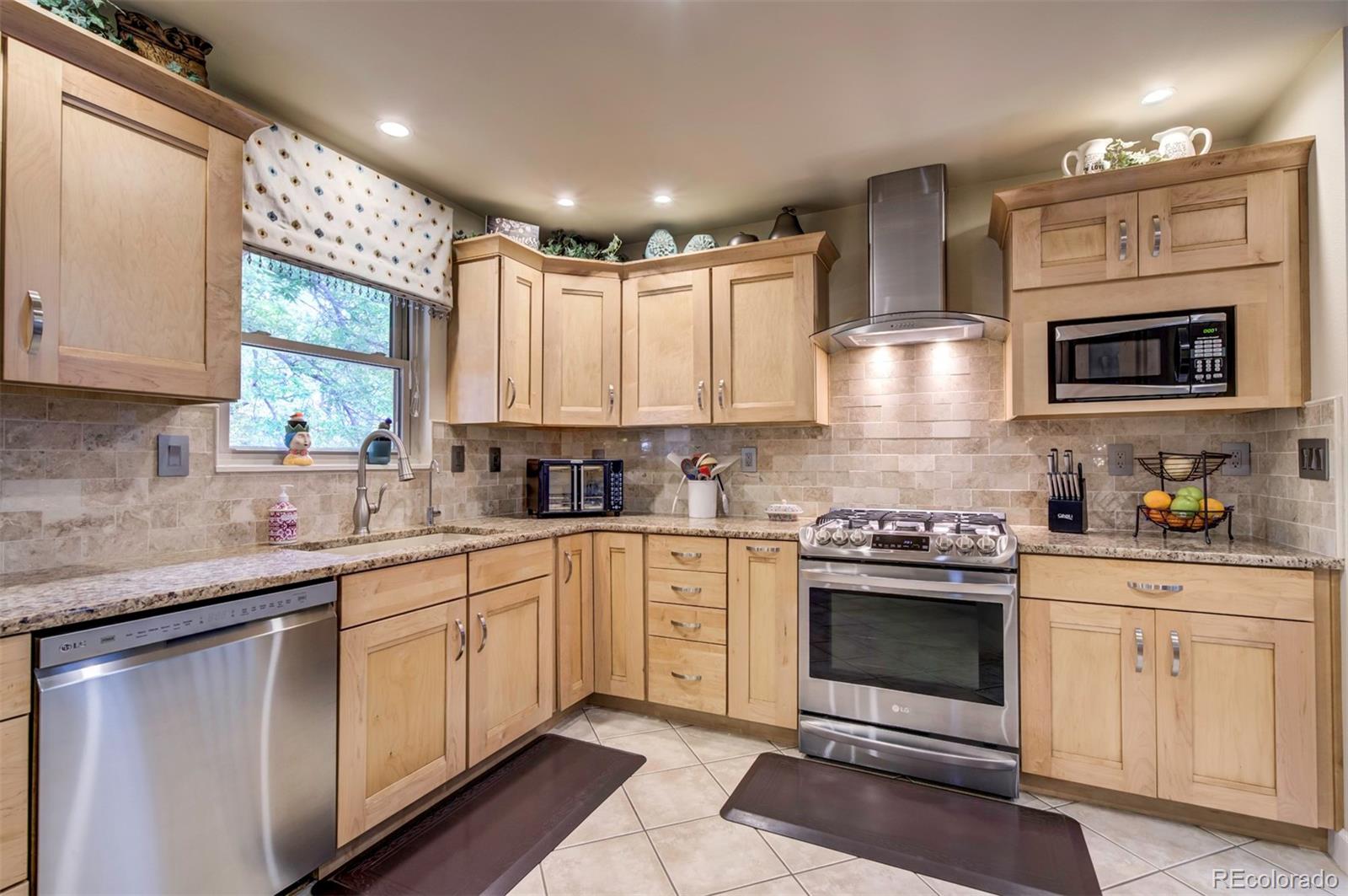 MLS Image #6 for 2890 w enchanted circle,colorado springs, Colorado