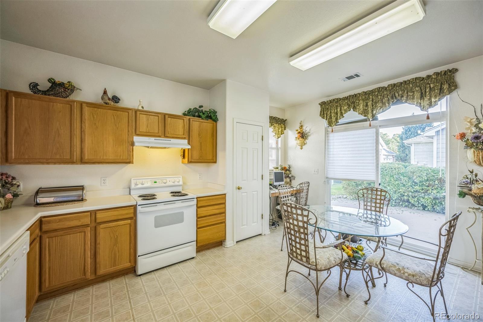 MLS Image #14 for 3209 e 102nd place,thornton, Colorado