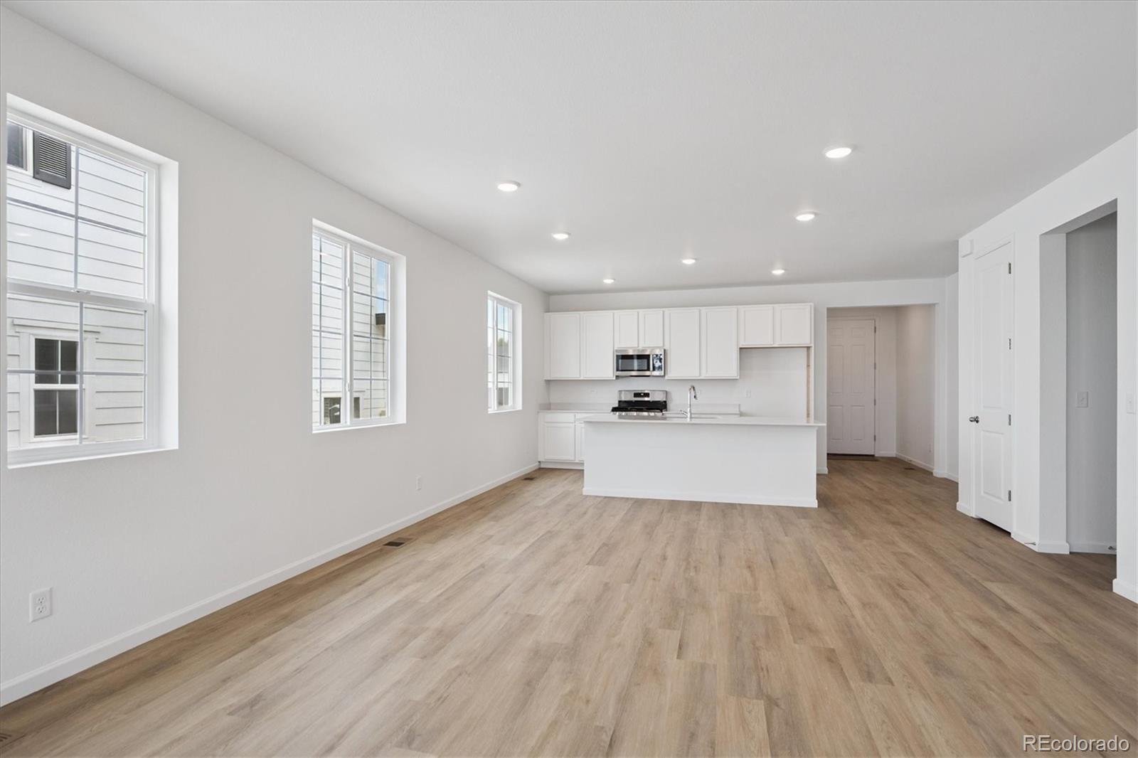 MLS Image #10 for 4373  elkwood court,johnstown, Colorado