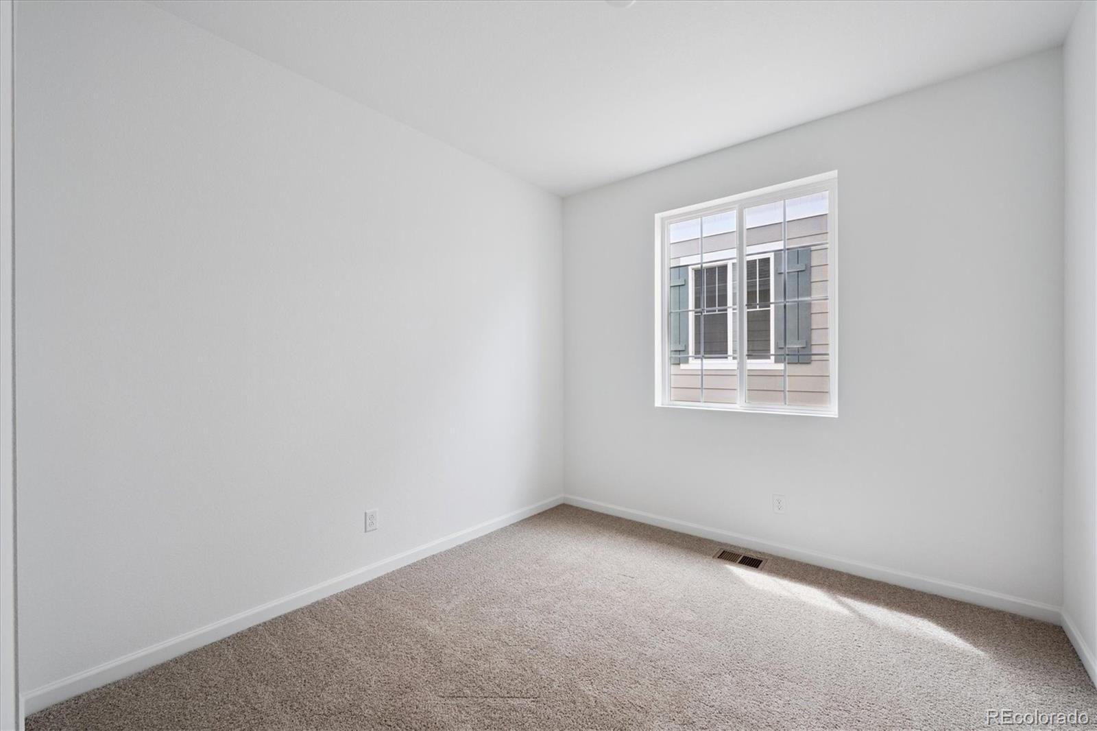 MLS Image #11 for 4373  elkwood court,johnstown, Colorado