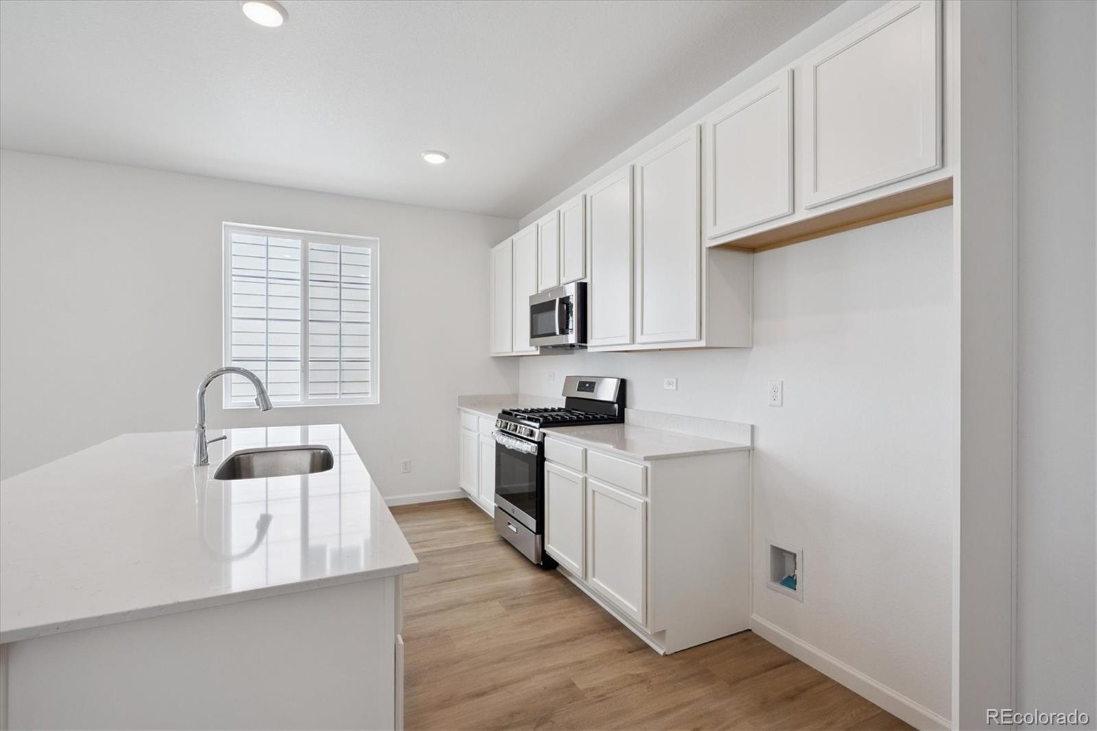 MLS Image #4 for 4373  elkwood court,johnstown, Colorado