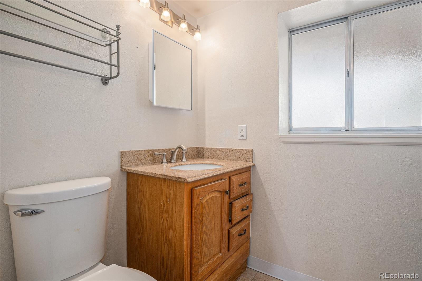 MLS Image #5 for 18390 e iowa drive,aurora, Colorado