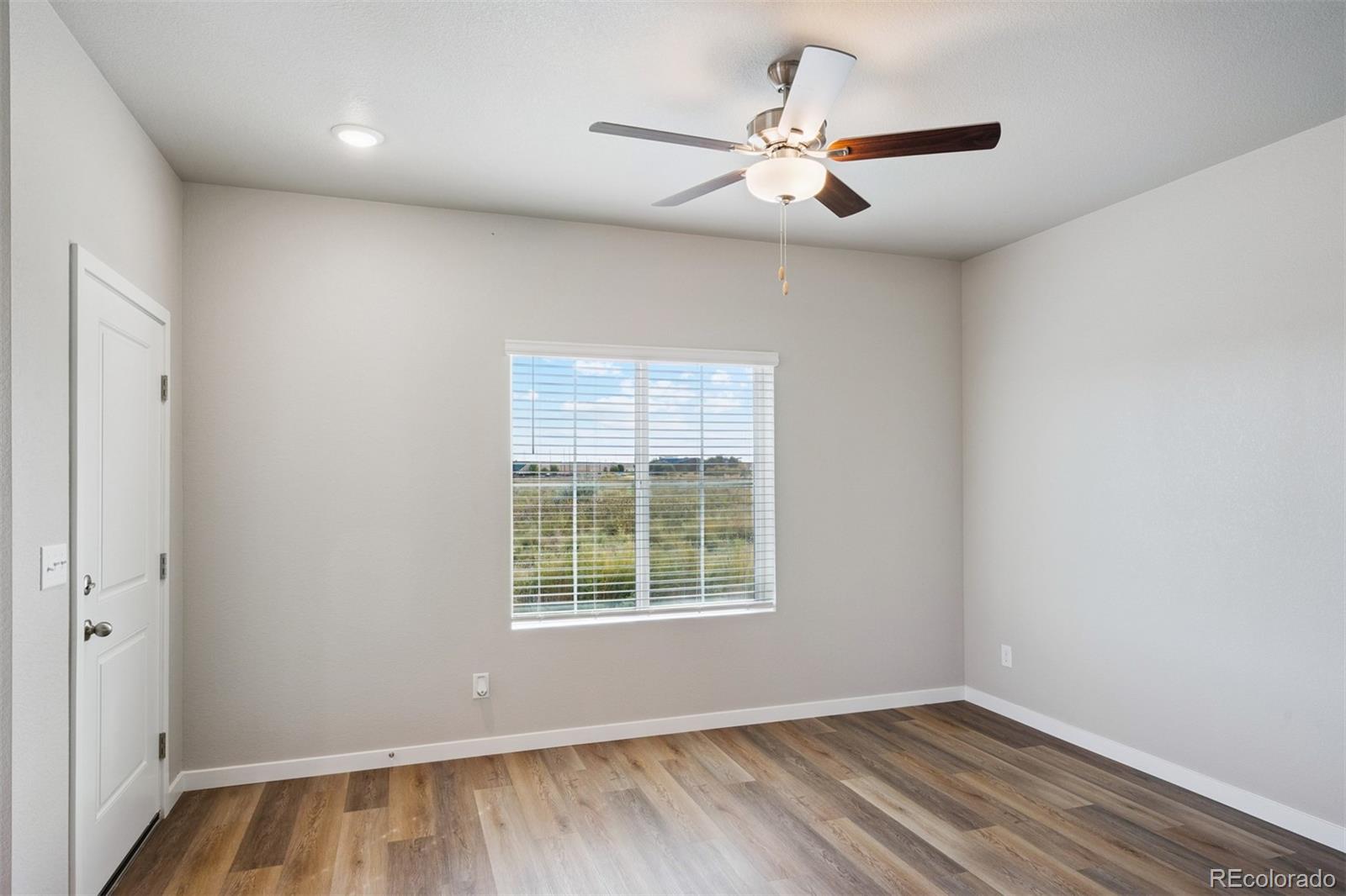 MLS Image #8 for 917  montbello avenue,fort lupton, Colorado