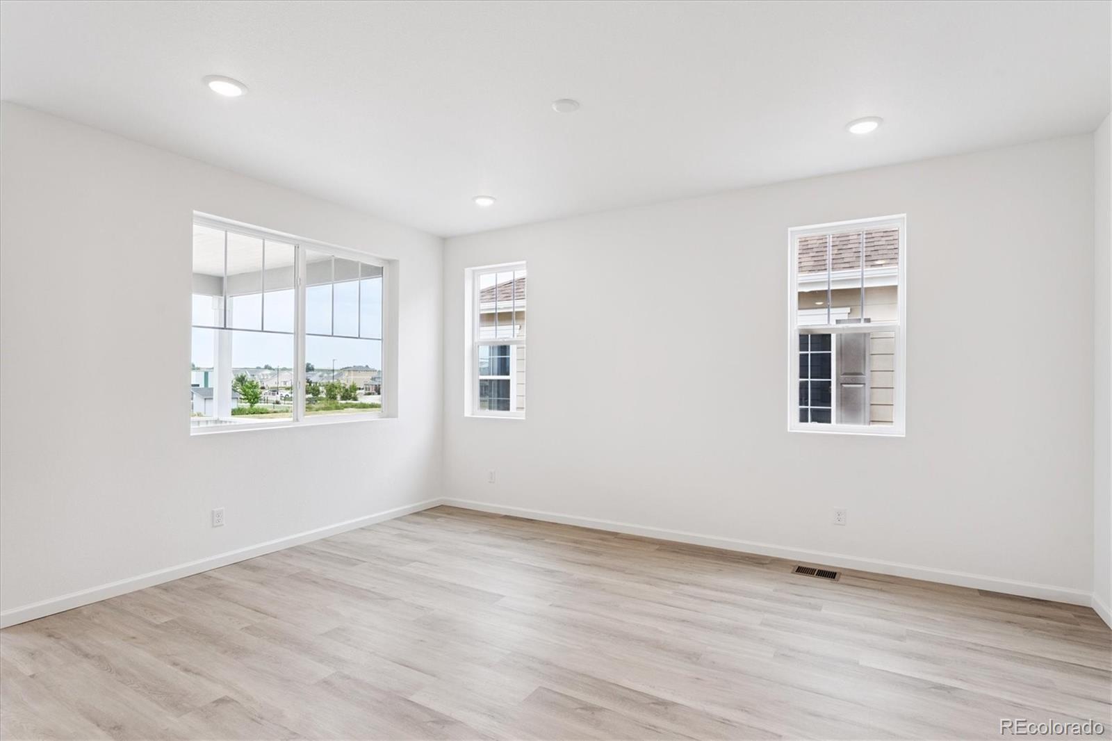 MLS Image #8 for 4385  elkwood court,johnstown, Colorado