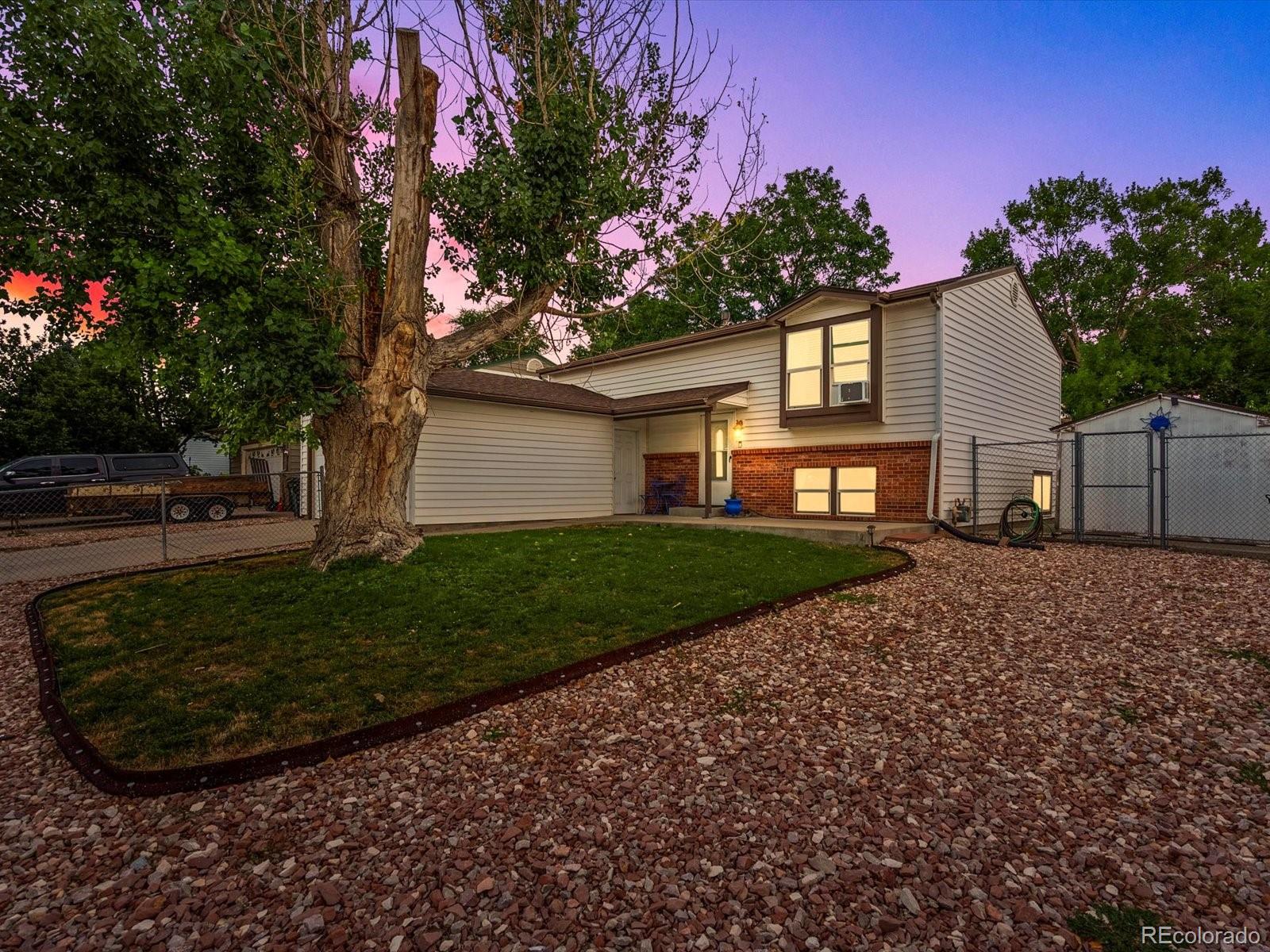 MLS Image #2 for 12442  bellaire drive,thornton, Colorado