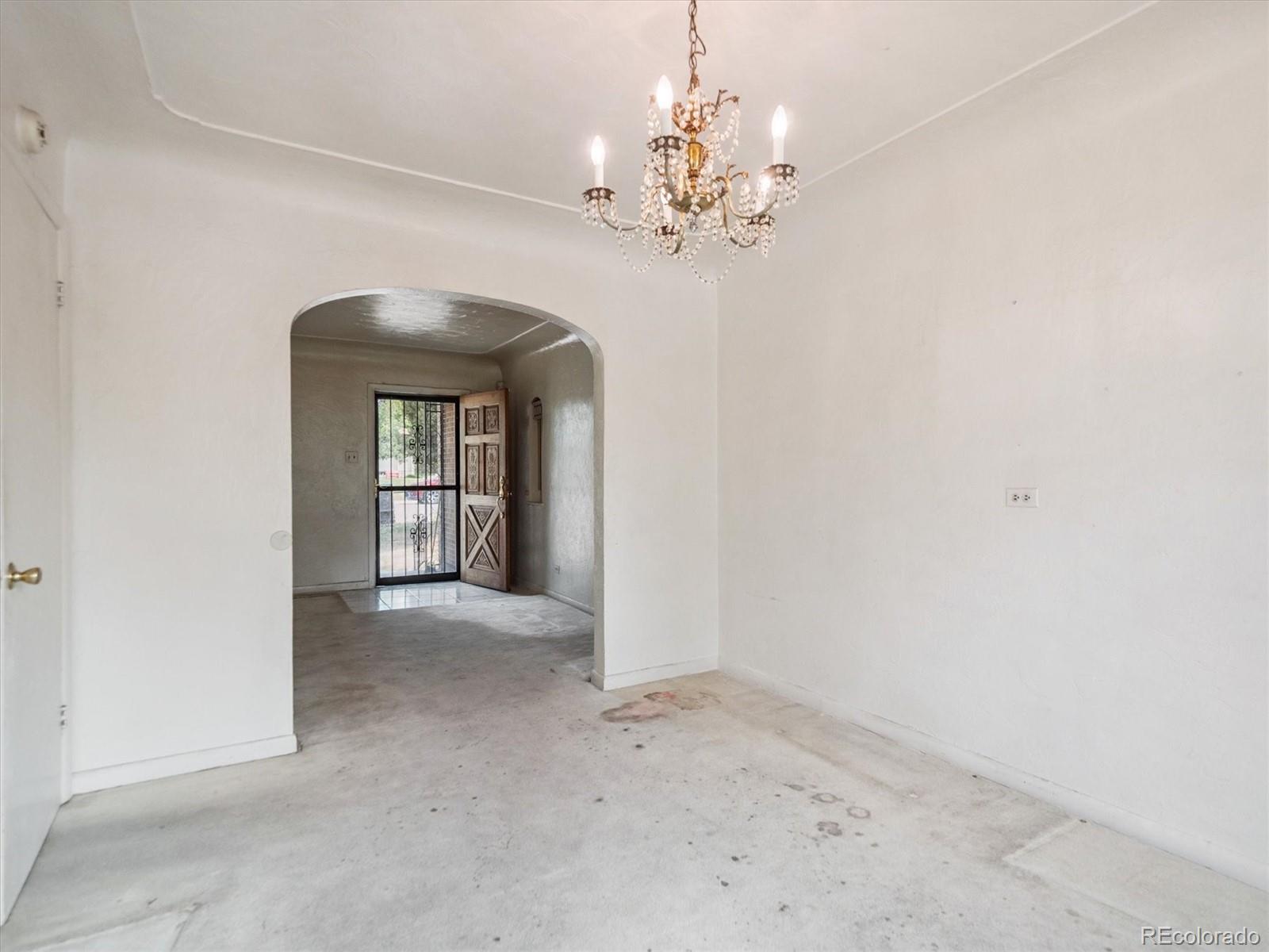 MLS Image #5 for 2744 w hillside avenue,denver, Colorado