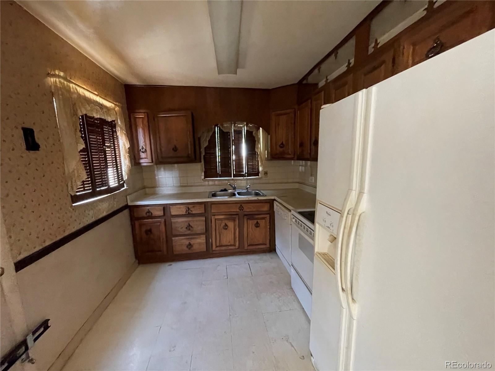 MLS Image #7 for 2744 w hillside avenue,denver, Colorado