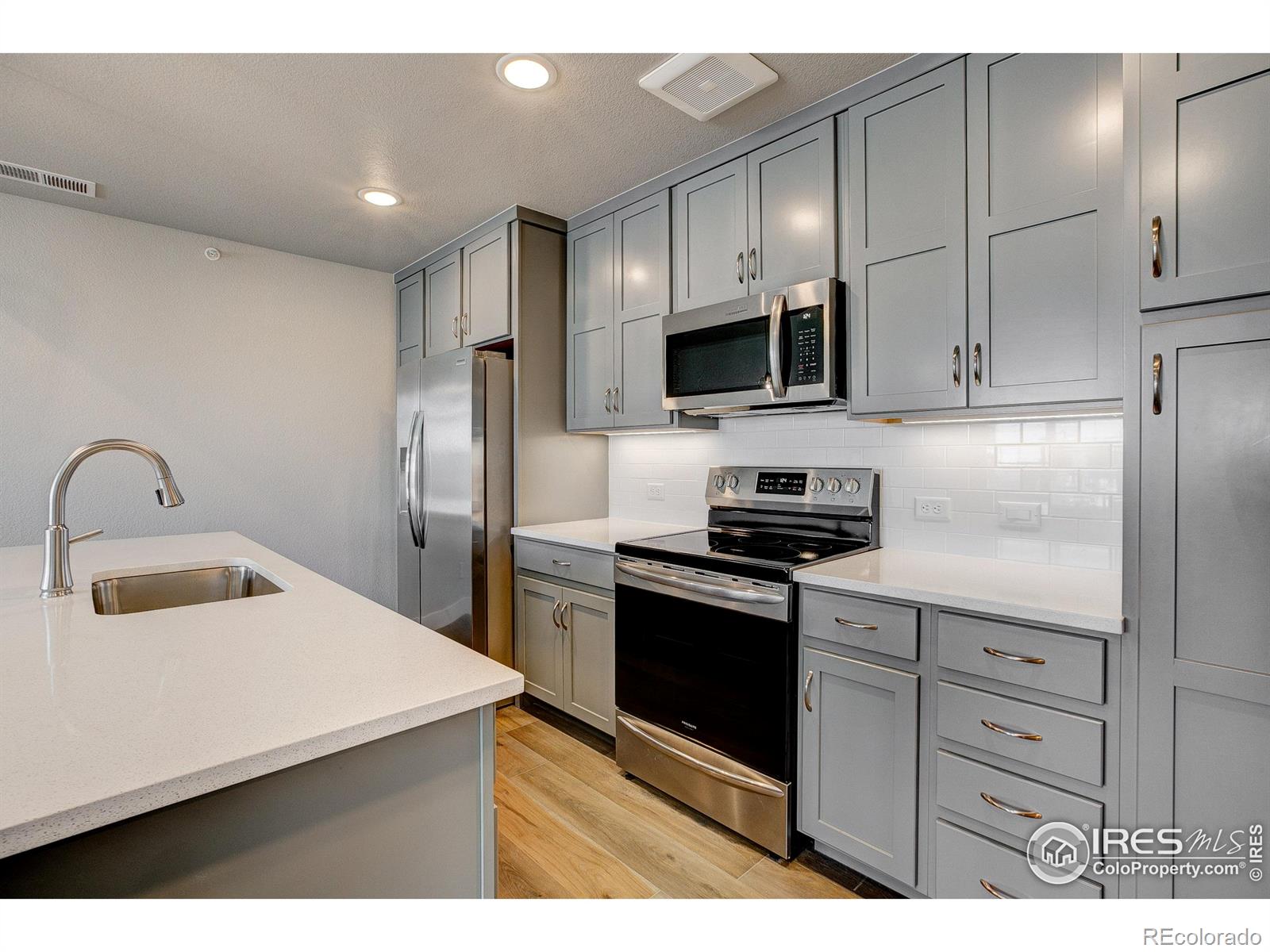 MLS Image #2 for 235  high point drive,longmont, Colorado