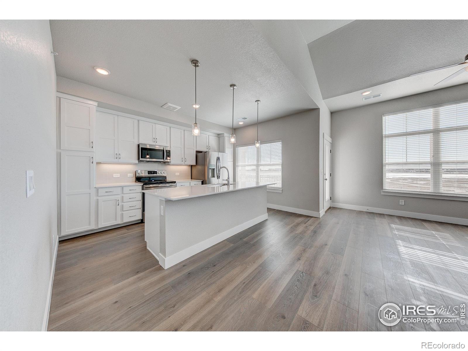 MLS Image #4 for 265  high point drive,longmont, Colorado