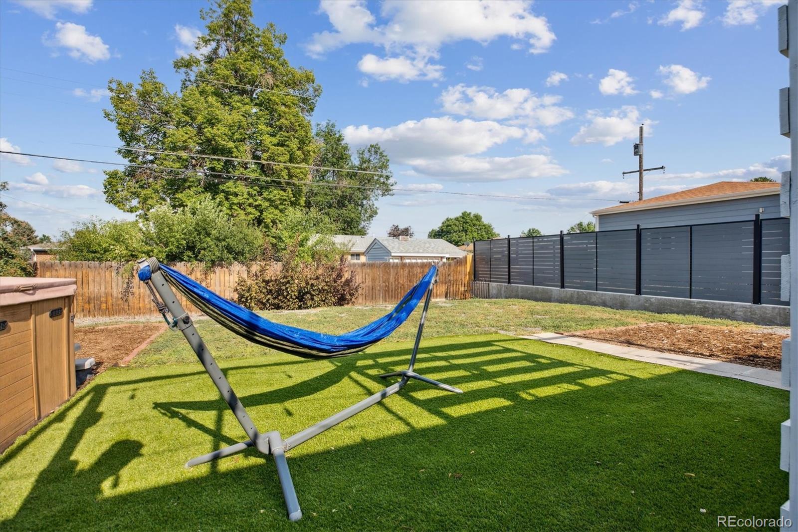 MLS Image #18 for 2562 s quitman street,denver, Colorado
