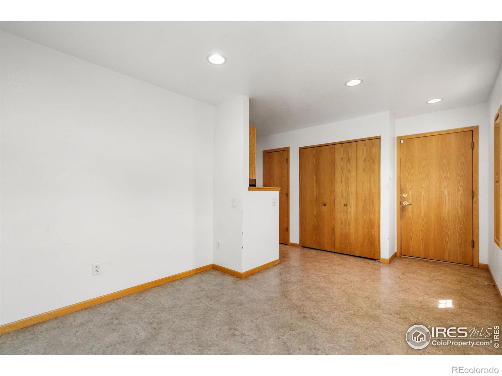 MLS Image #6 for 204  shupe circle,loveland, Colorado