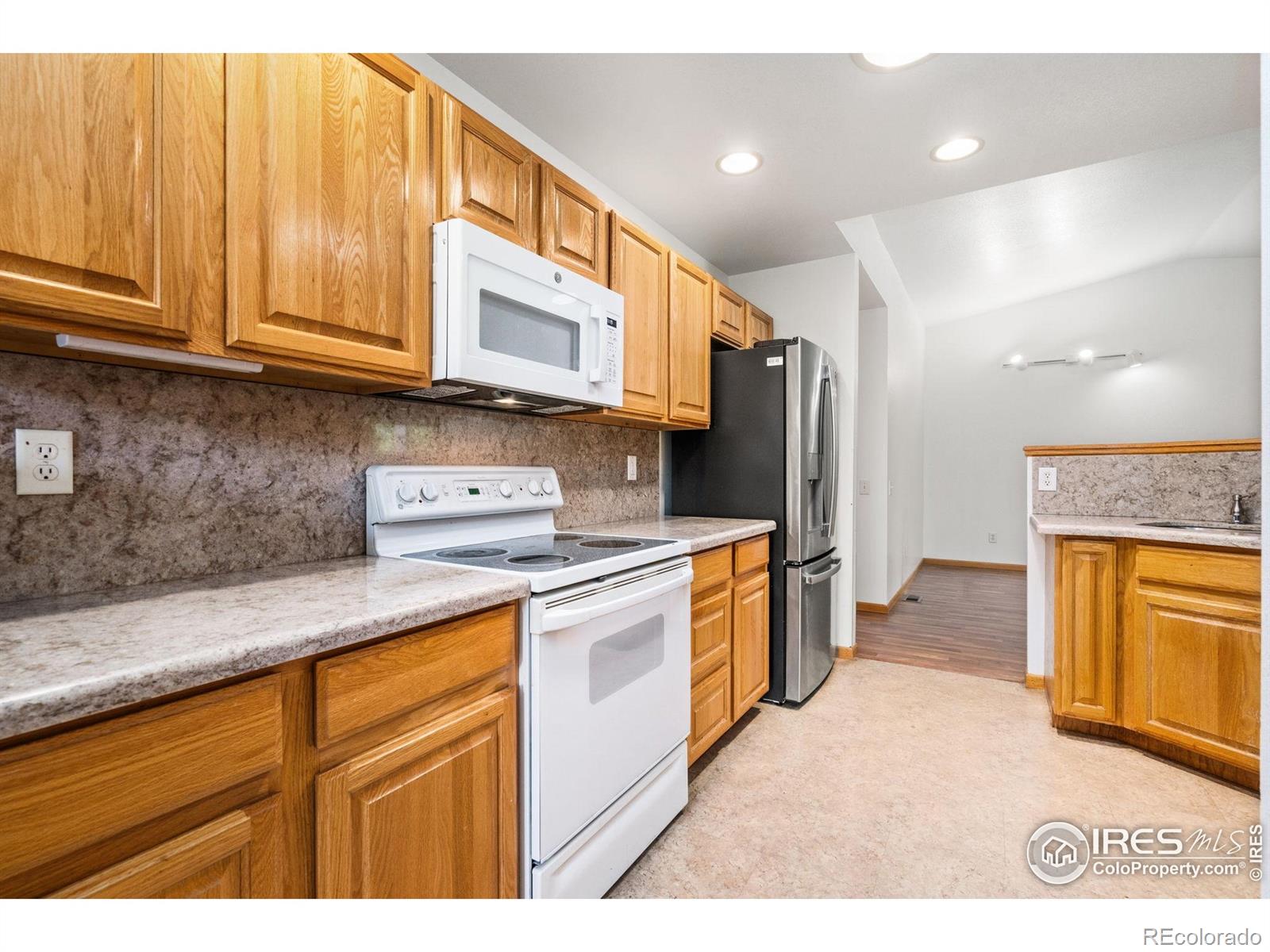MLS Image #7 for 204  shupe circle,loveland, Colorado