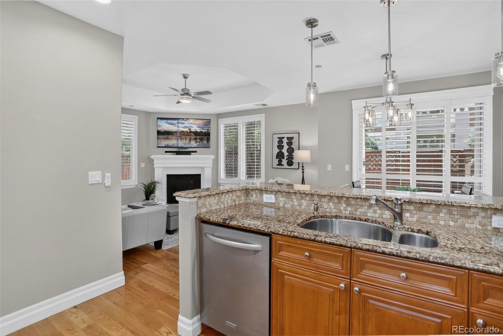 MLS Image #14 for 150 s madison street,denver, Colorado