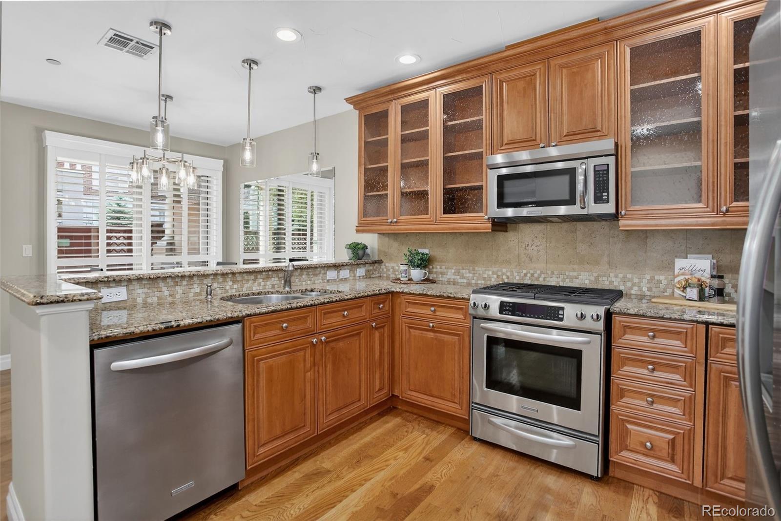 MLS Image #16 for 150 s madison street,denver, Colorado