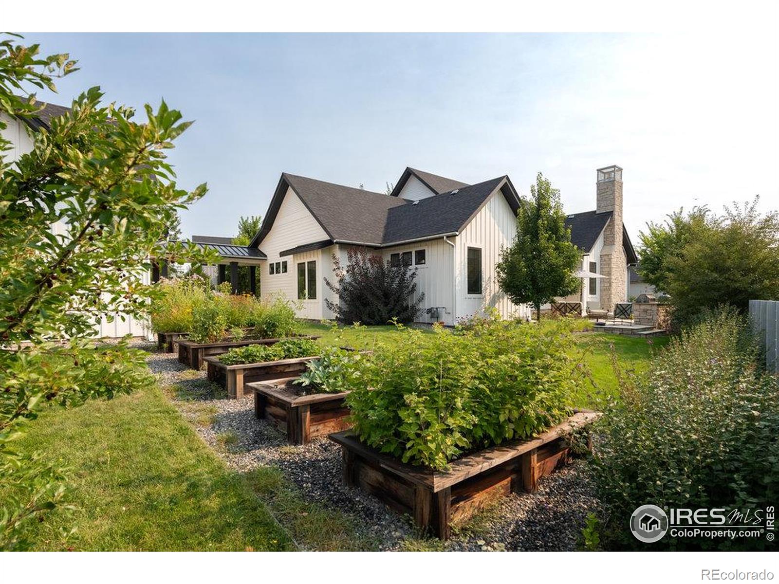 MLS Image #36 for 917  neon forest circle,longmont, Colorado