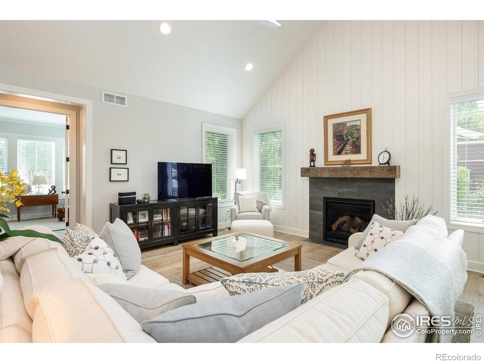 MLS Image #8 for 917  neon forest circle,longmont, Colorado