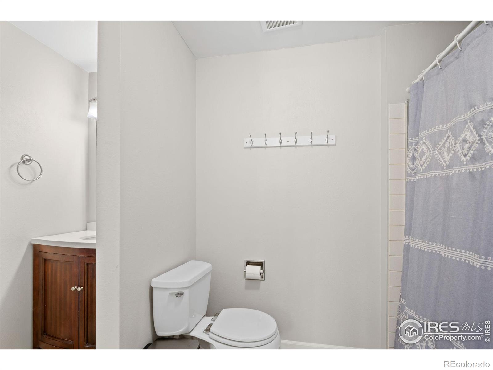 MLS Image #13 for 105  granada court,longmont, Colorado