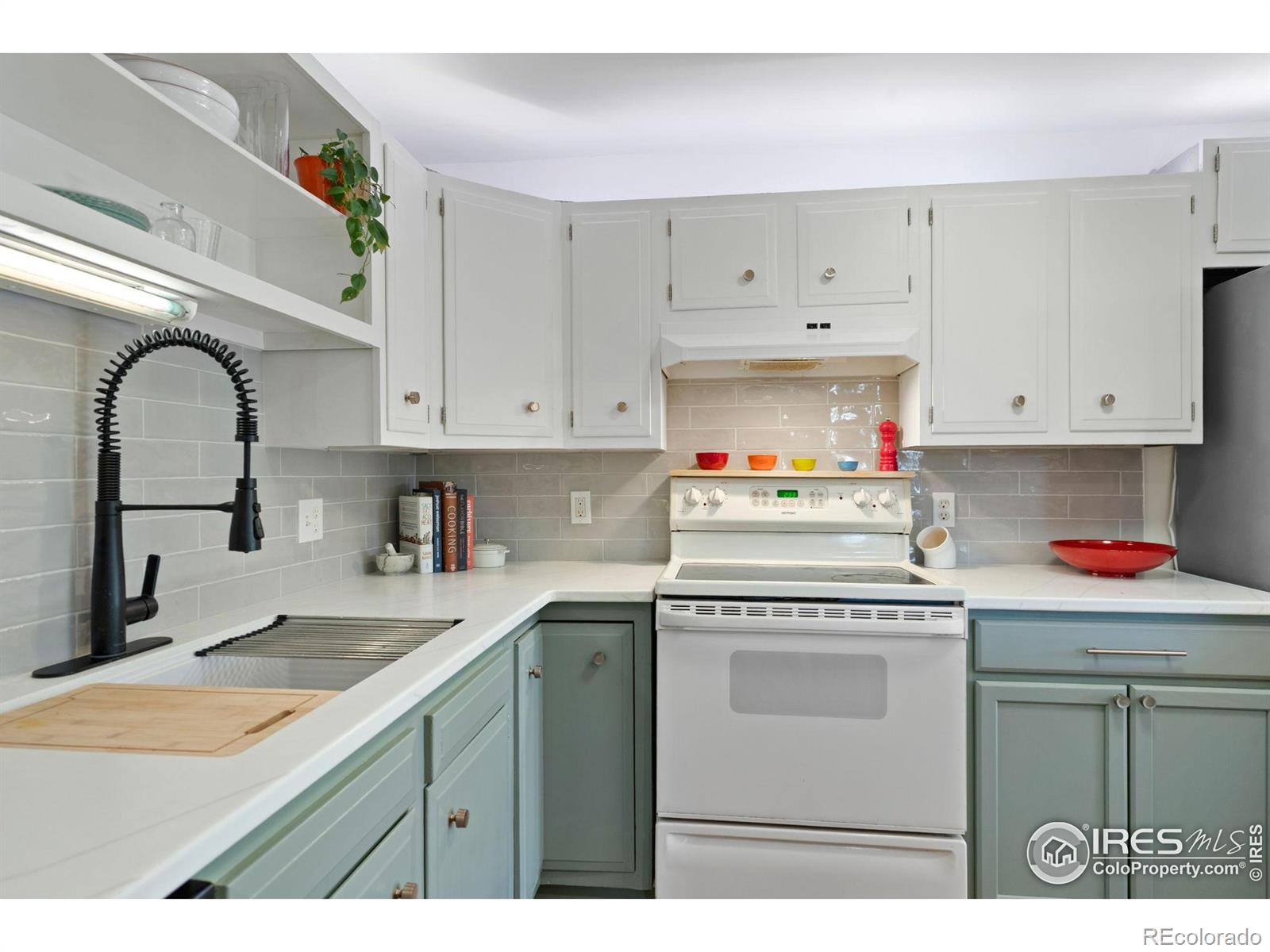 MLS Image #4 for 105  granada court,longmont, Colorado
