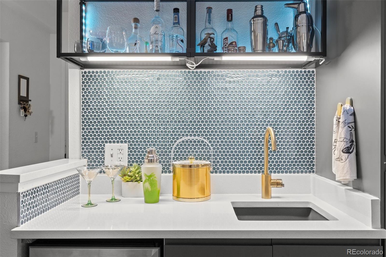 MLS Image #16 for 675 s university boulevard 206,denver, Colorado