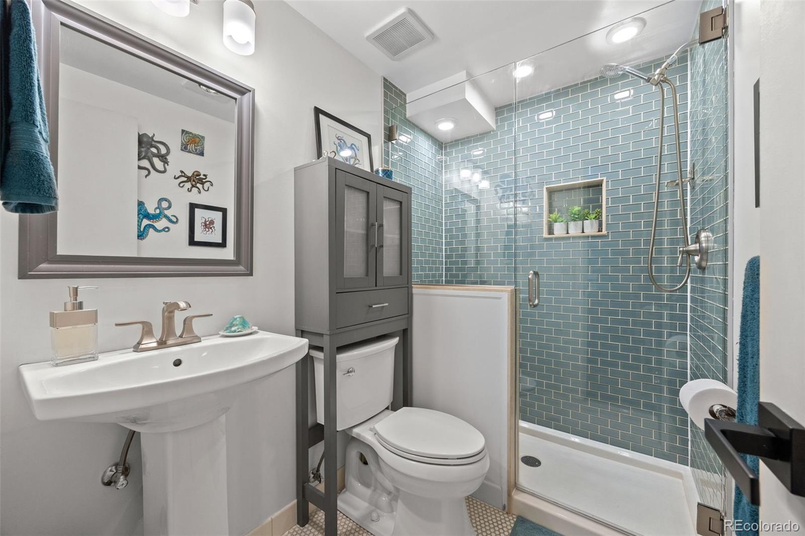 MLS Image #18 for 675 s university boulevard 206,denver, Colorado