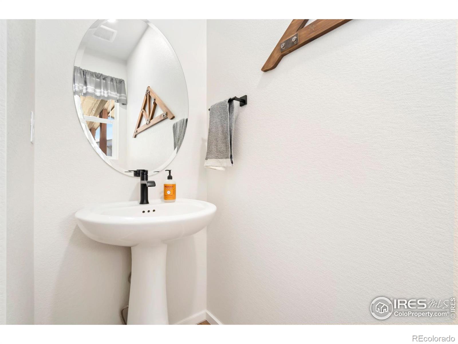 MLS Image #17 for 2932  biplane street,fort collins, Colorado