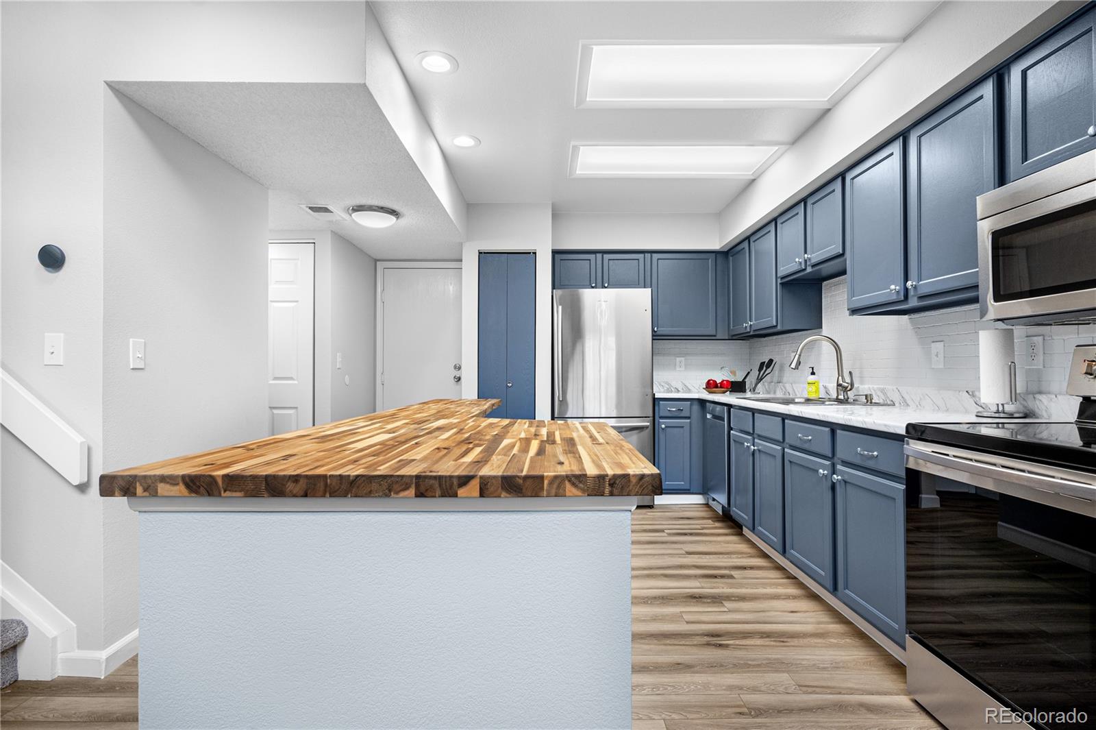 MLS Image #2 for 4301 s pierce street,littleton, Colorado
