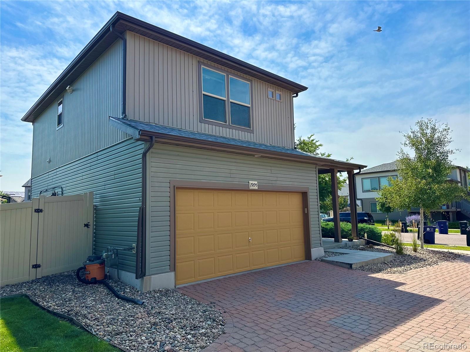 MLS Image #2 for 19195 e 55th avenue,denver, Colorado