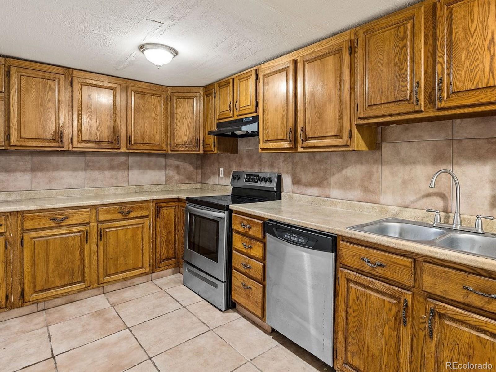 MLS Image #22 for 403  emporia street,aurora, Colorado