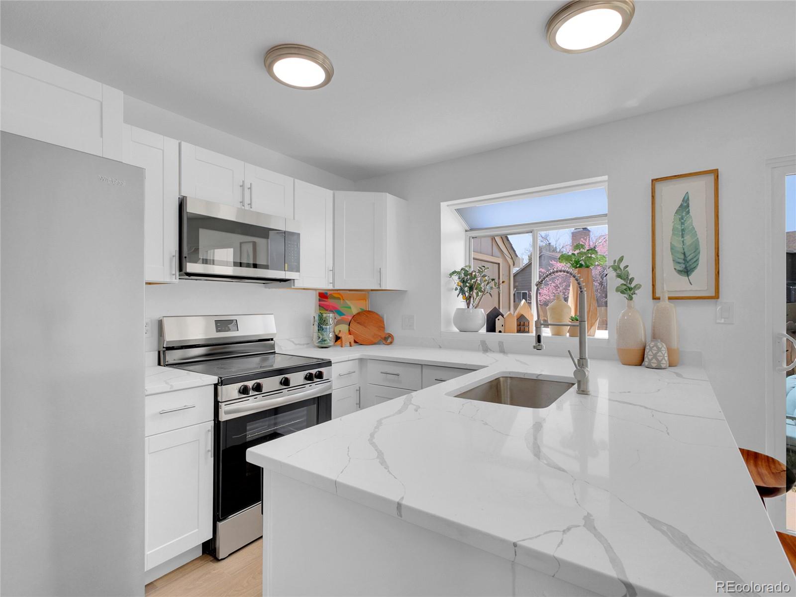 MLS Image #18 for 9658 w chatfeild avenue,littleton, Colorado